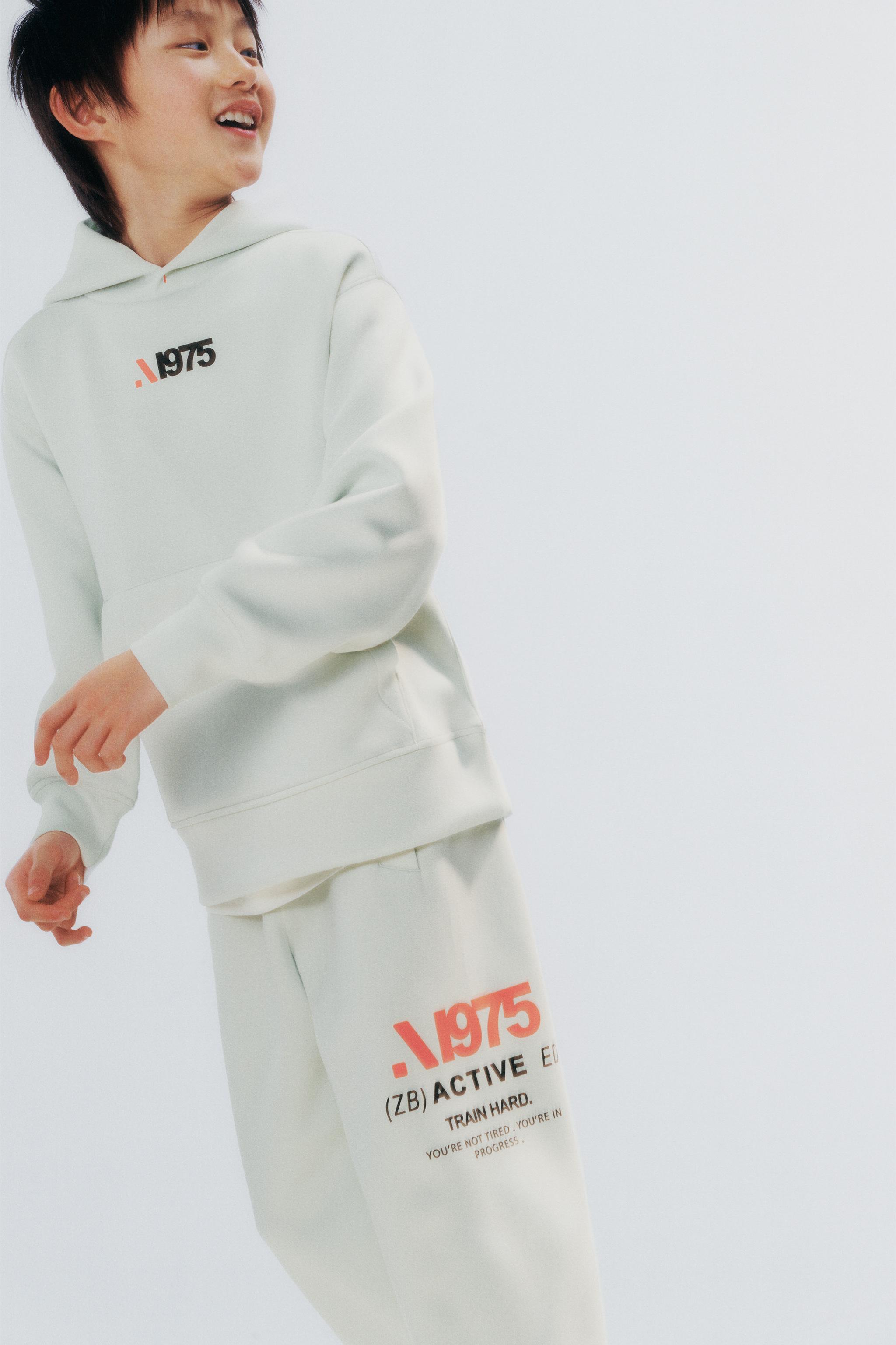 SPORTY PRINTED SWEATSHIRT